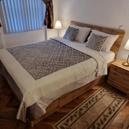 Apartment Anabela Спліт Екстер'єр фото